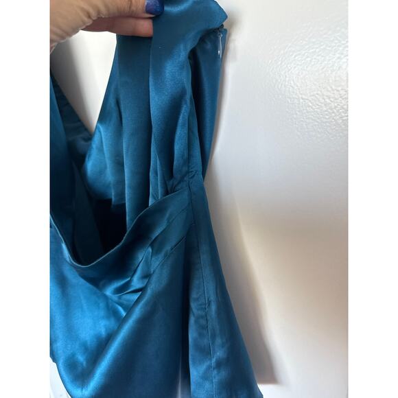 NWT Ann Taylor Studio Collection Silk Surplice Halter Top, L - Picture 3 of 7